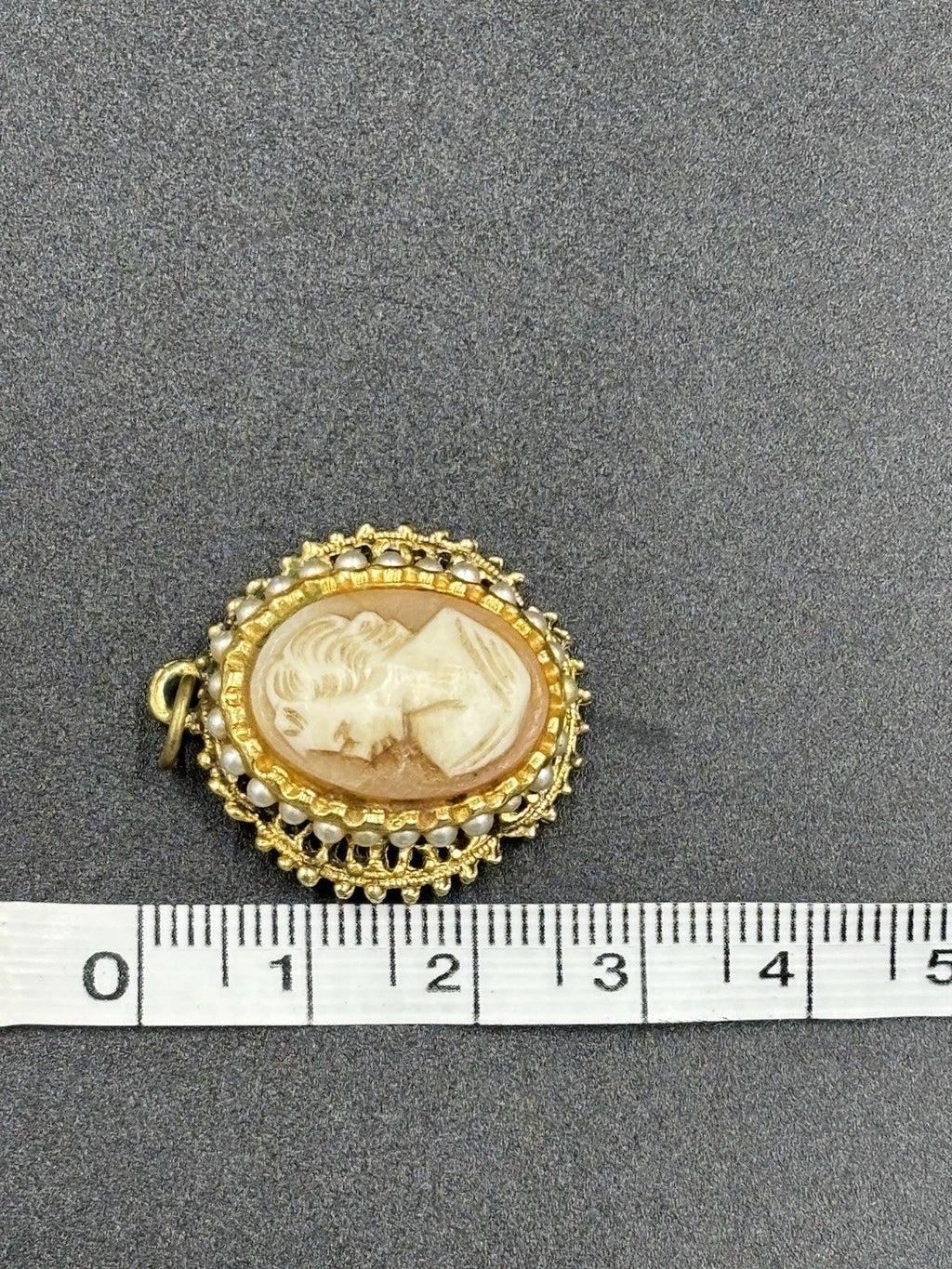 Vintage Shell Cameo Brooch Pendant Gold Tone Faux Pearl Filigree