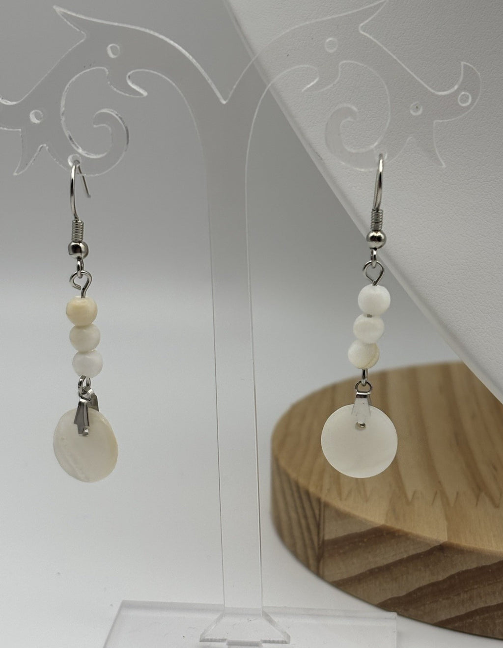 Vintage White Shell Bead Necklace & Earrings Set Natural Organic Jewelry