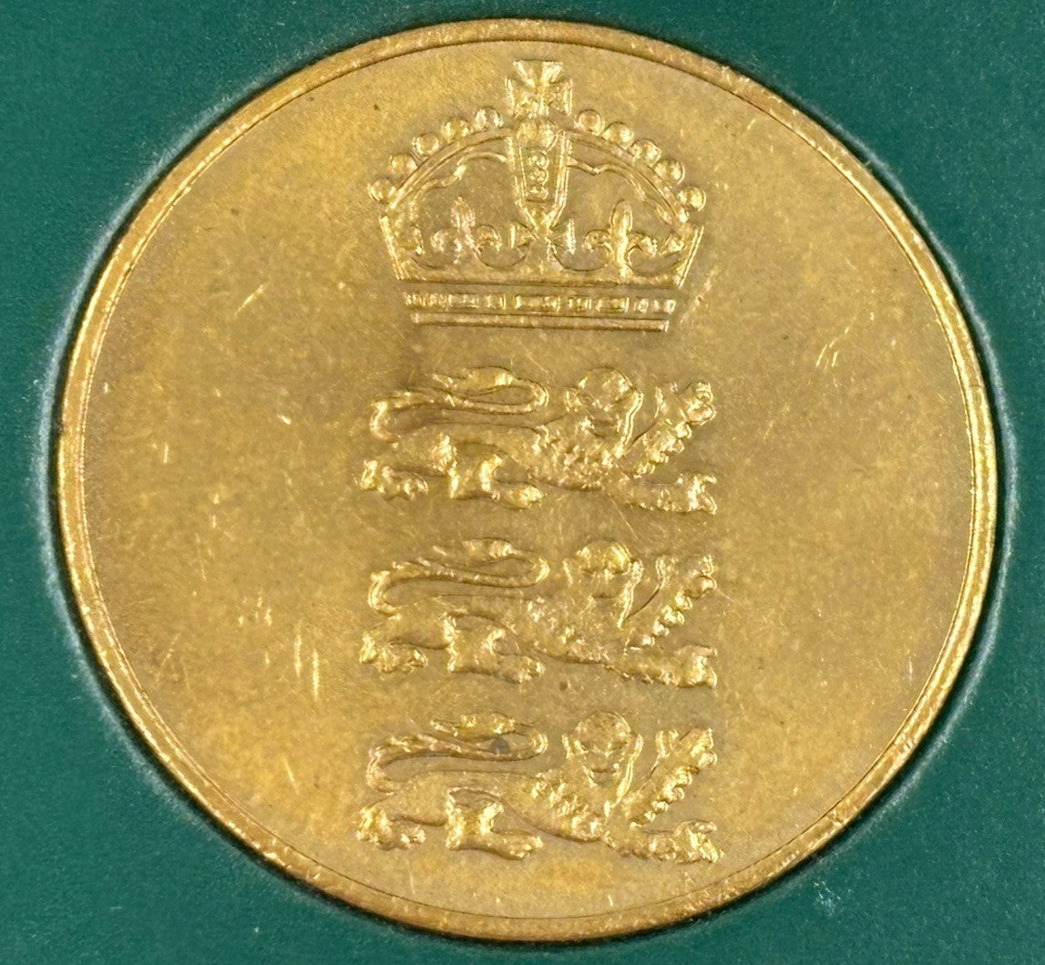 111 Years of the Ashes Cricket Medallion and Booklet Australia v England