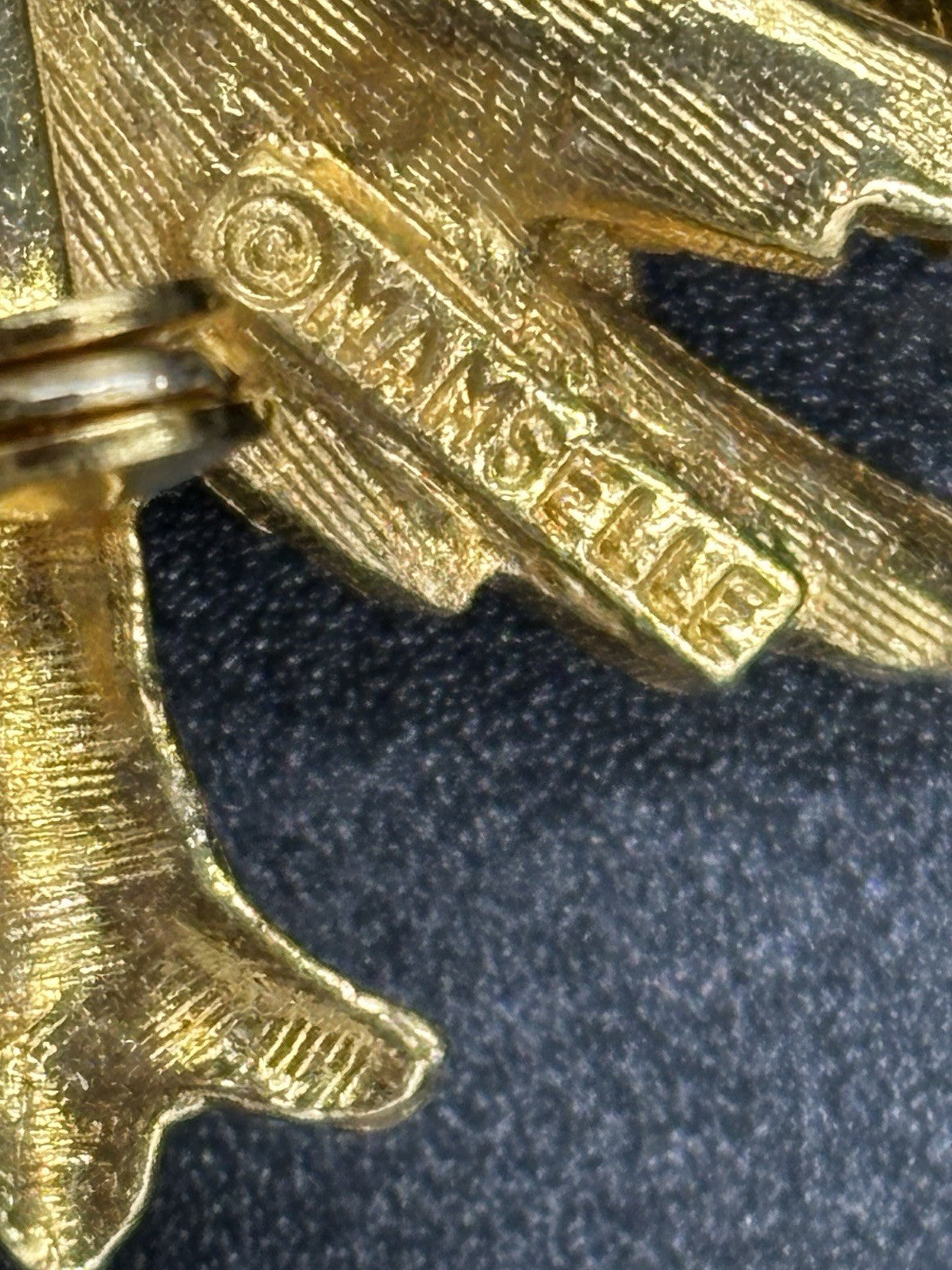 Vtg Gold Tone Christmas Tree Holiday Brooch  Pin Rhinestones Signed Mamselle
