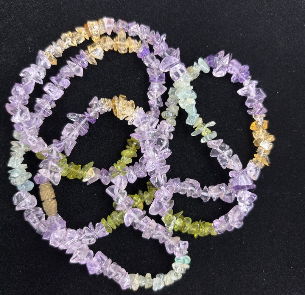 Vintage 1960s Gemstone Chip Necklace Amethyst Peridot Quartz 40cm Jewelry