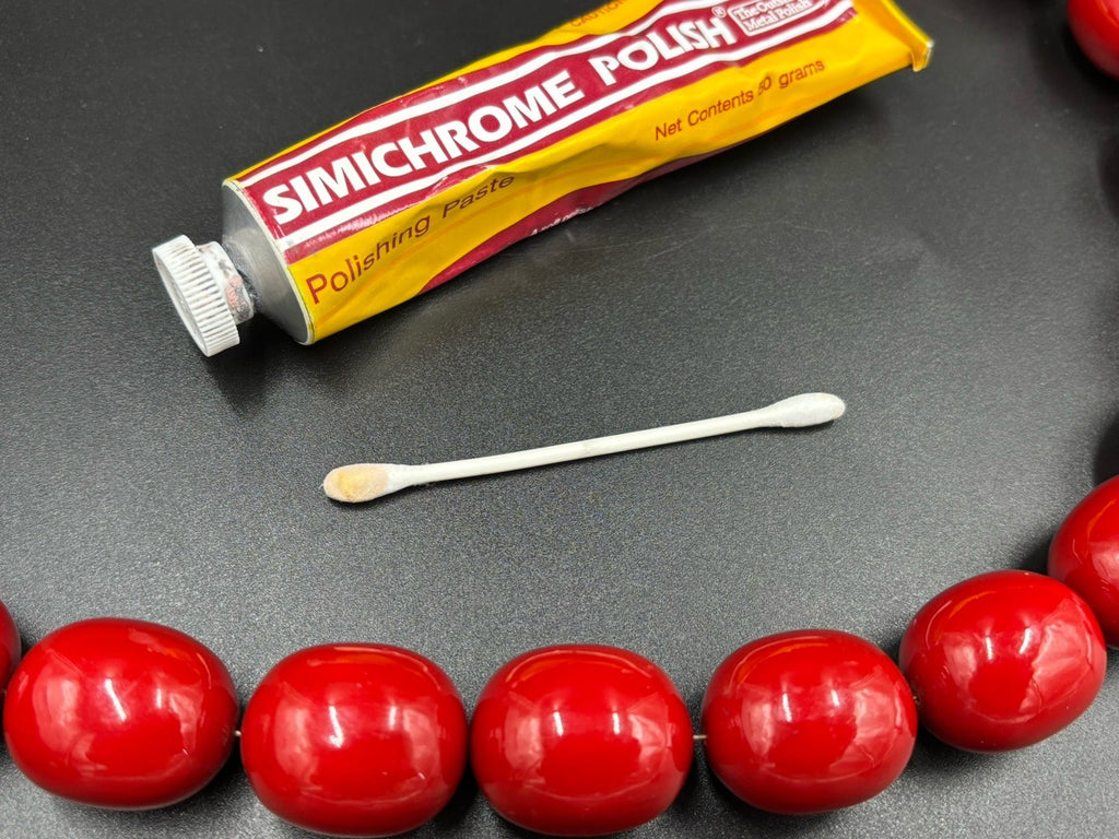 Vintage 1930s Genuine Cherry Red Bakelite Art Deco Bead Necklace