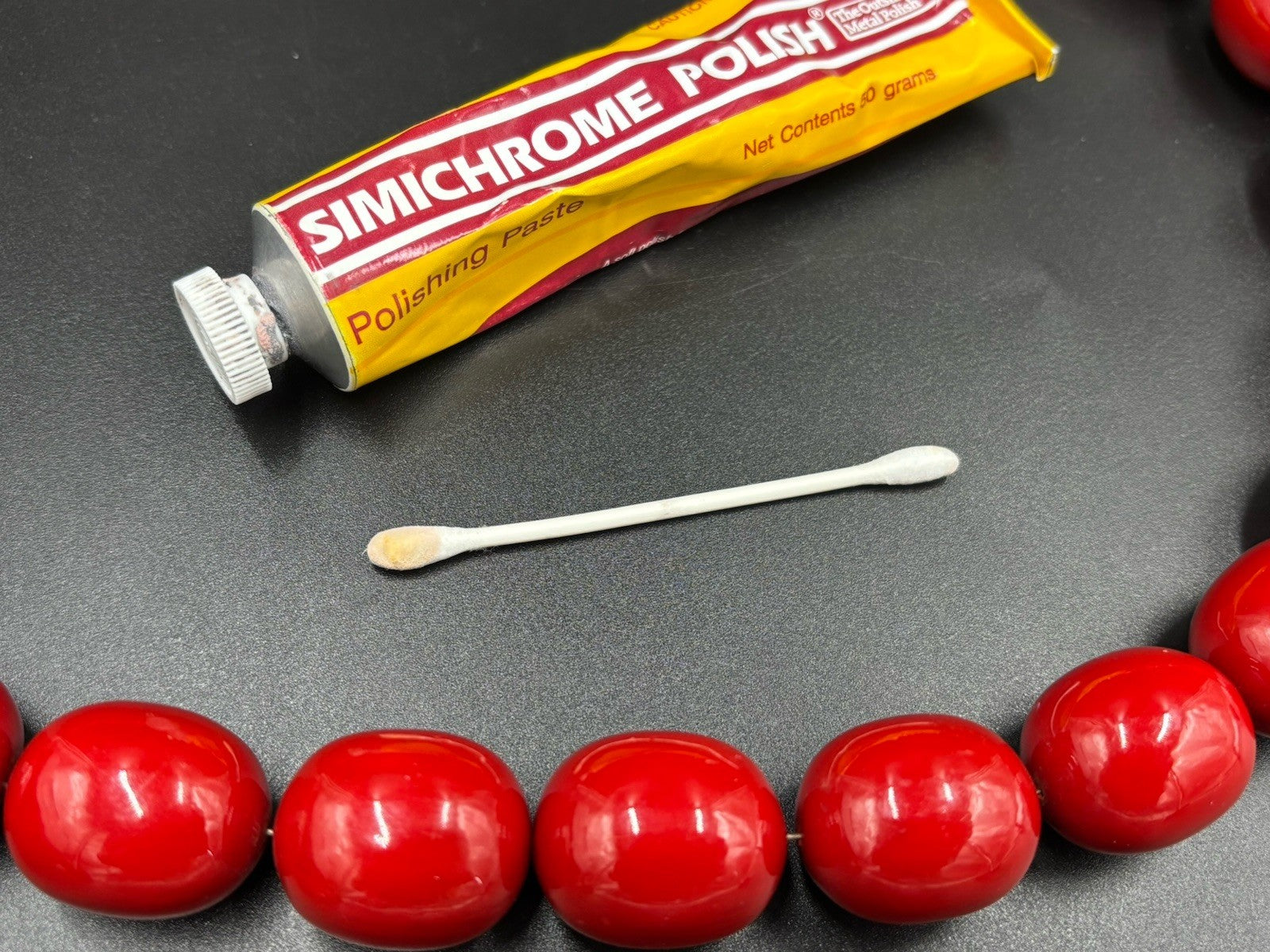 Vintage 1930s Genuine Cherry Red Bakelite Art Deco Bead Necklace
