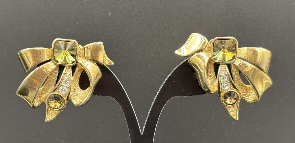 Vintage Bergdorf Goodman Statement Gold Plated Clip on Earrings