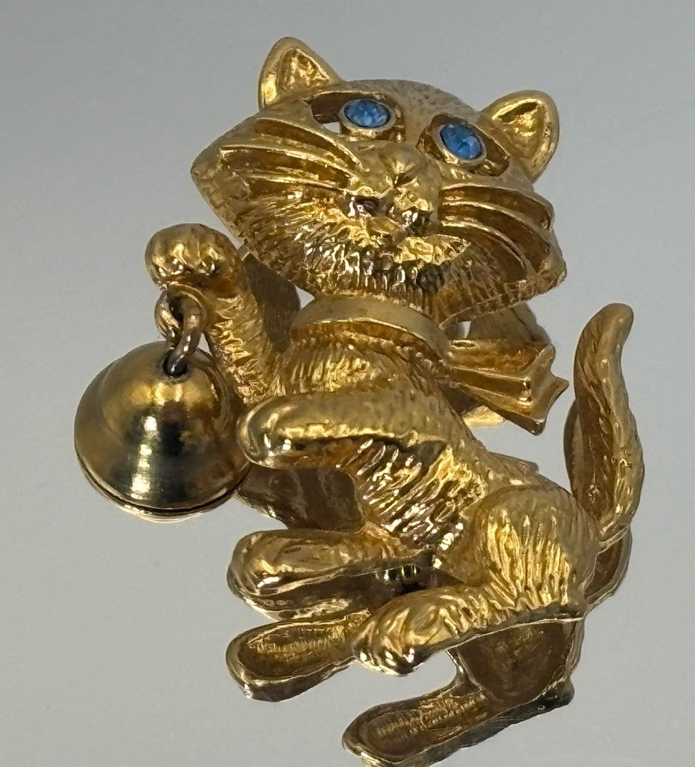 Vintage Avon Cat Brooch Gold Tone Blue Rhinestone Eyes Bell Signed