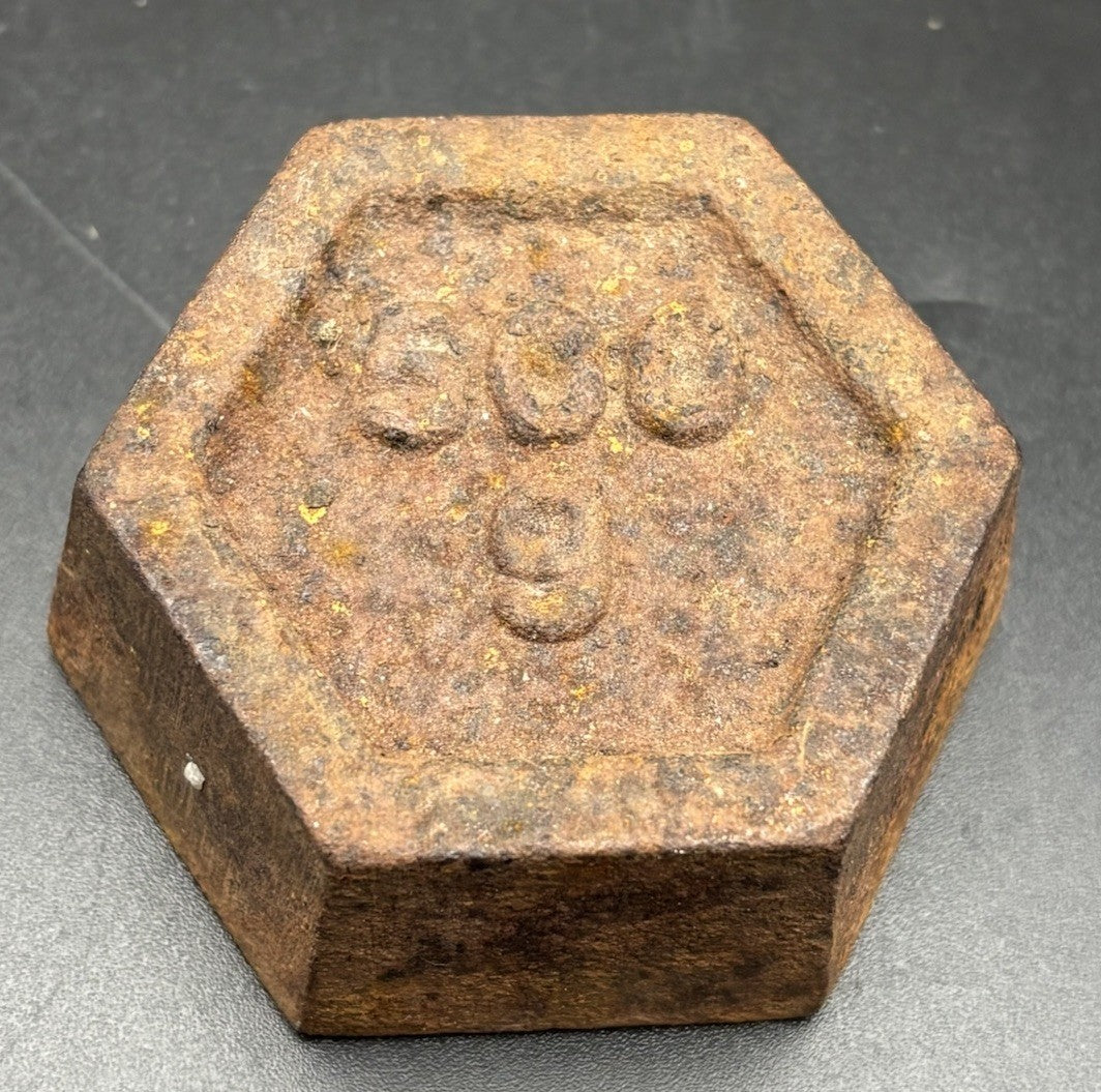 Vintage Cast Iron 500g Scale Weight Hex Industrial Calibration