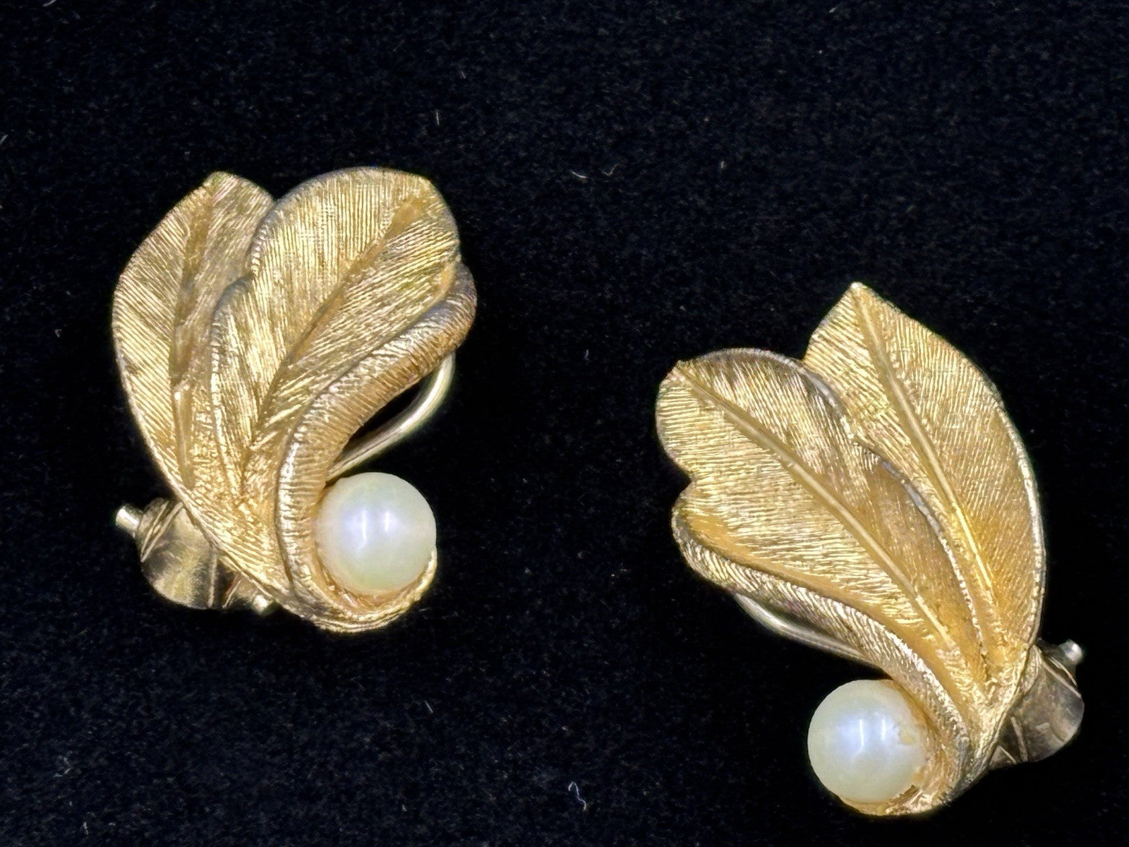 Vintage BSK Clip Leaf Wing Faux Pearl Earrings