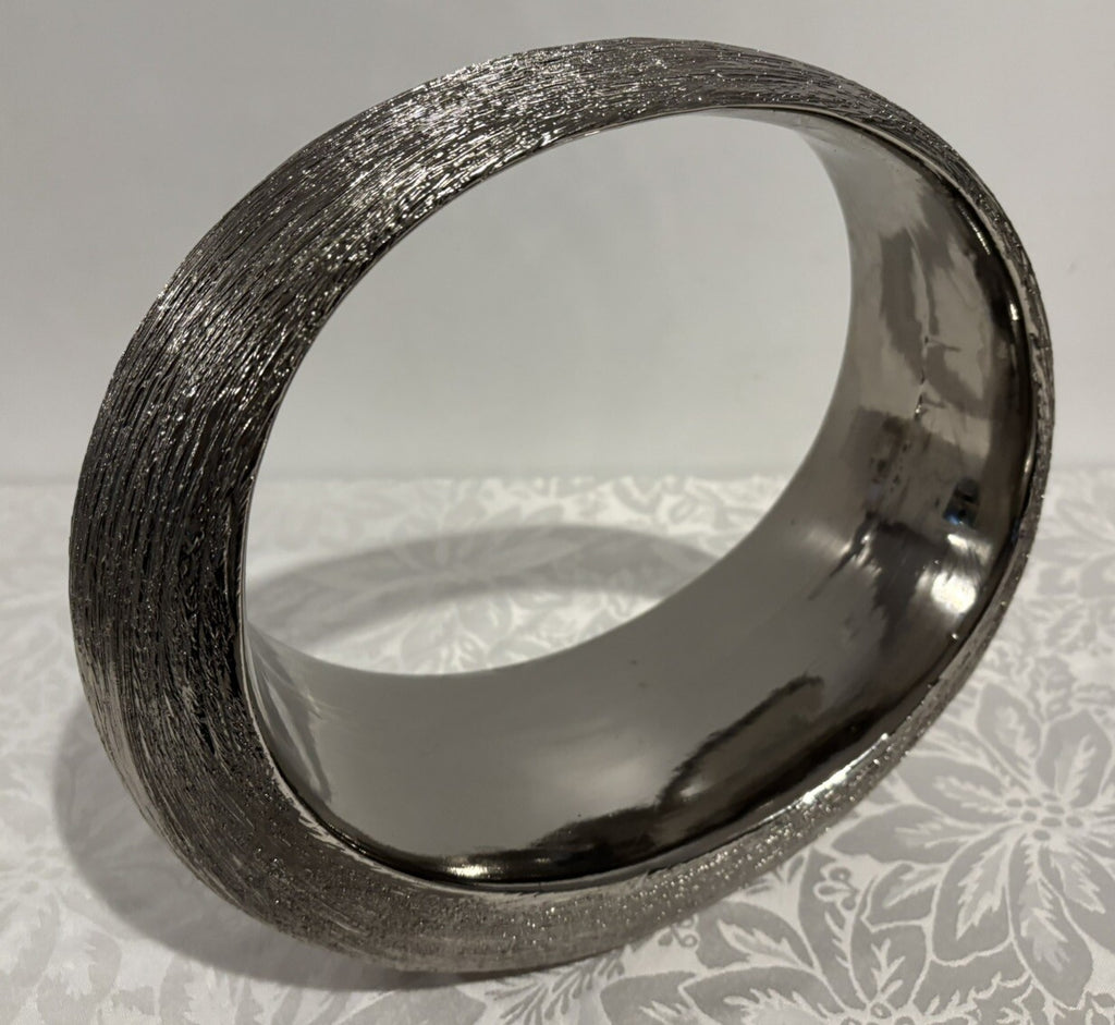 Bouclair Silver Chrome Ceramic Round Ring Sculpture Modern Table Centerpiece