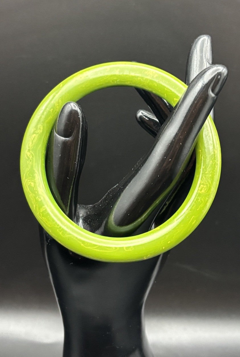 Vintage Marbled Green Bakelite Catalin Bangle Bracelet Tested 84.8mm