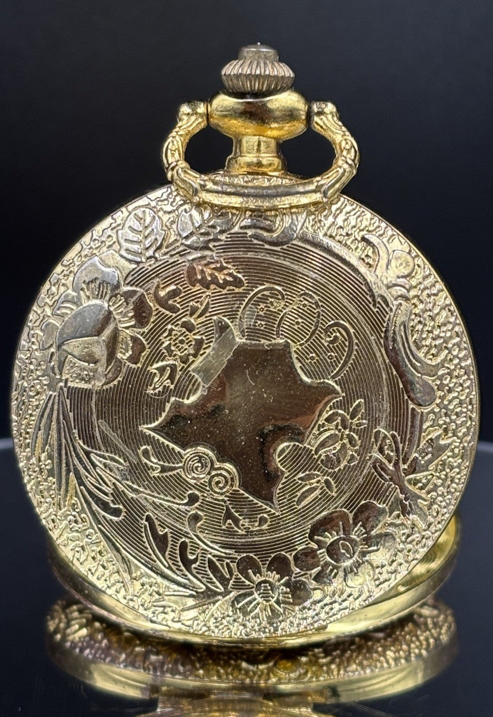 Gold Tone Quartz Analog Men's Pocket Watch In Working Order.