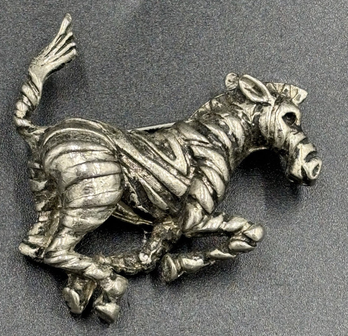 Vintage Silver Tone Zebra Brooch – Brutalist Modernist Animal Pin 1960s Style