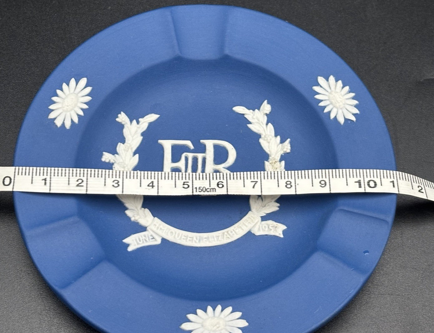 Wedgwood Jasperware ER II Queen Elizabeth Coronation 1953 Dish Blue “ 567”