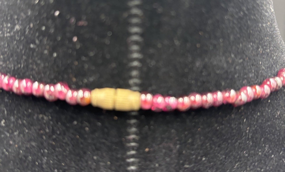Vintage Natural Garnet Bead Necklace – Gold Tone Barrel Clasp