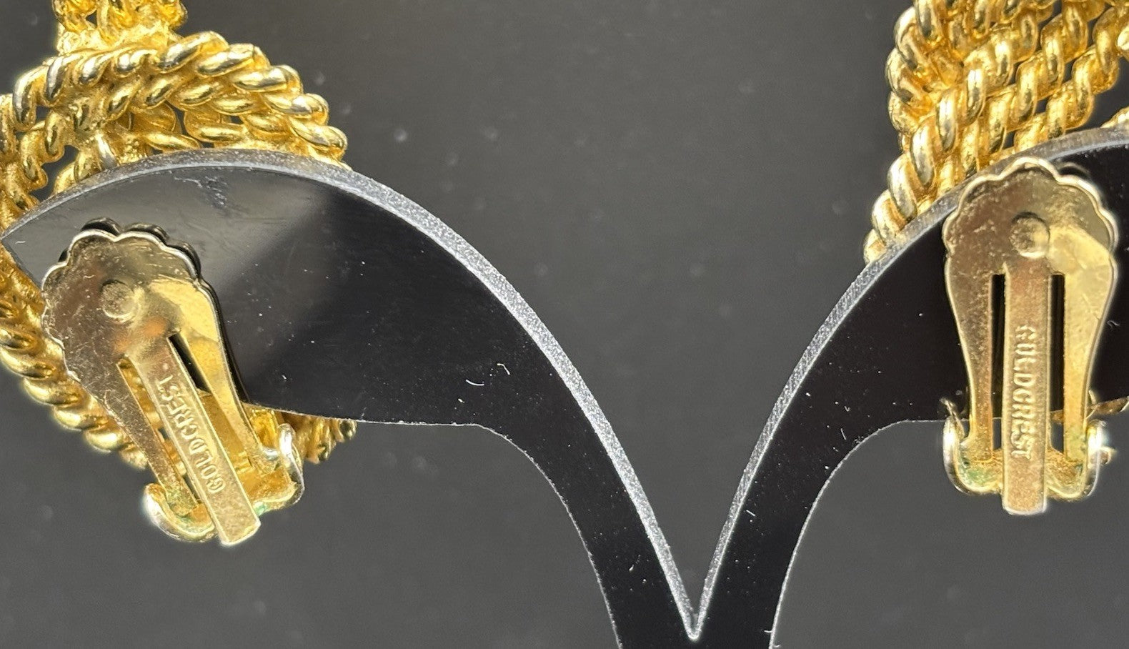 Vintage Goldcrest Signed Knotted Gold Plated Clip On Earrings