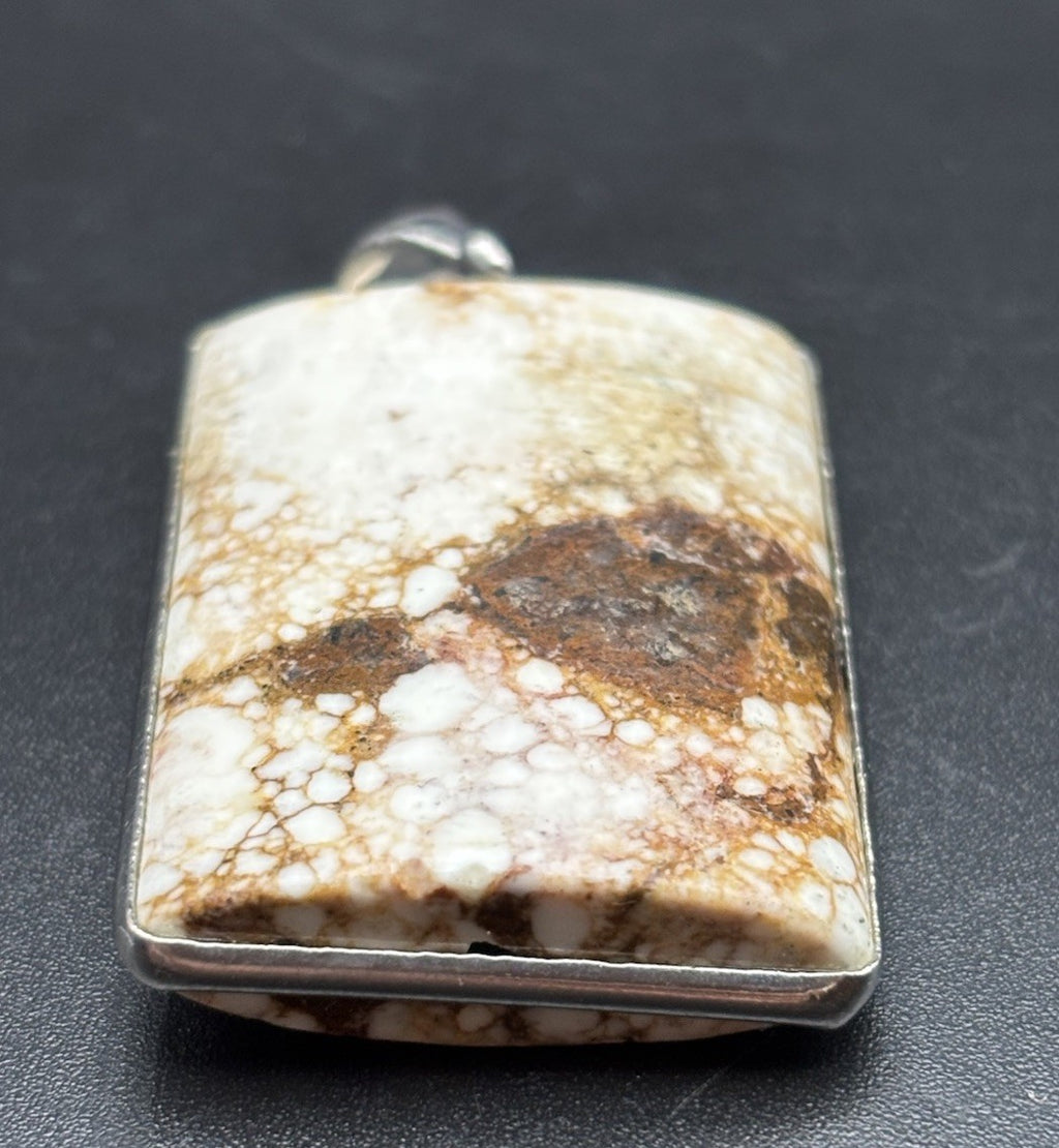 Vintage Wild Horse Magnesite Style Natural Stone Pendant Silver Tone Boho