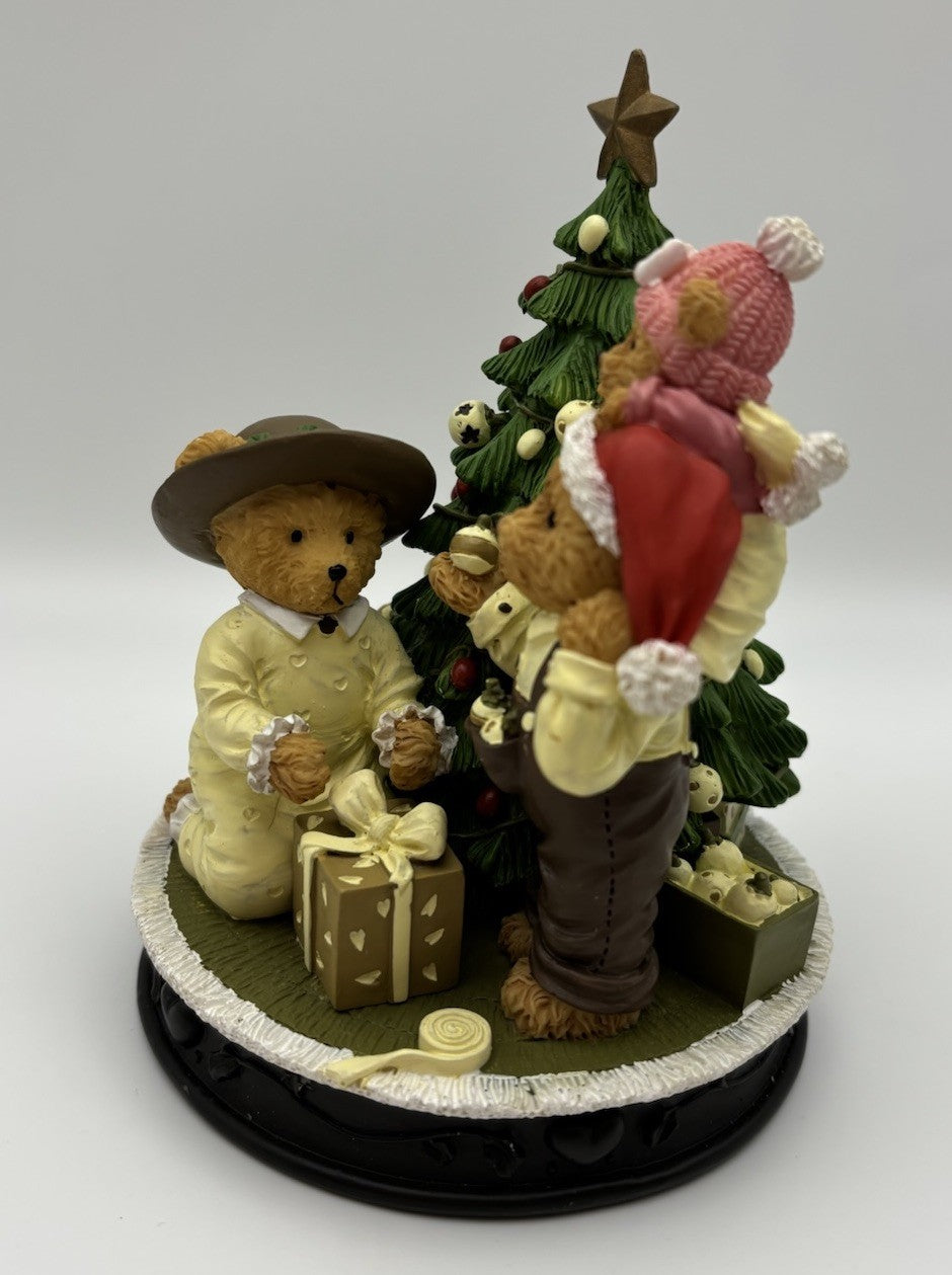 AVON Christmas Bear Figurine Vintage Beary Bear Family with Tree & Gifts*