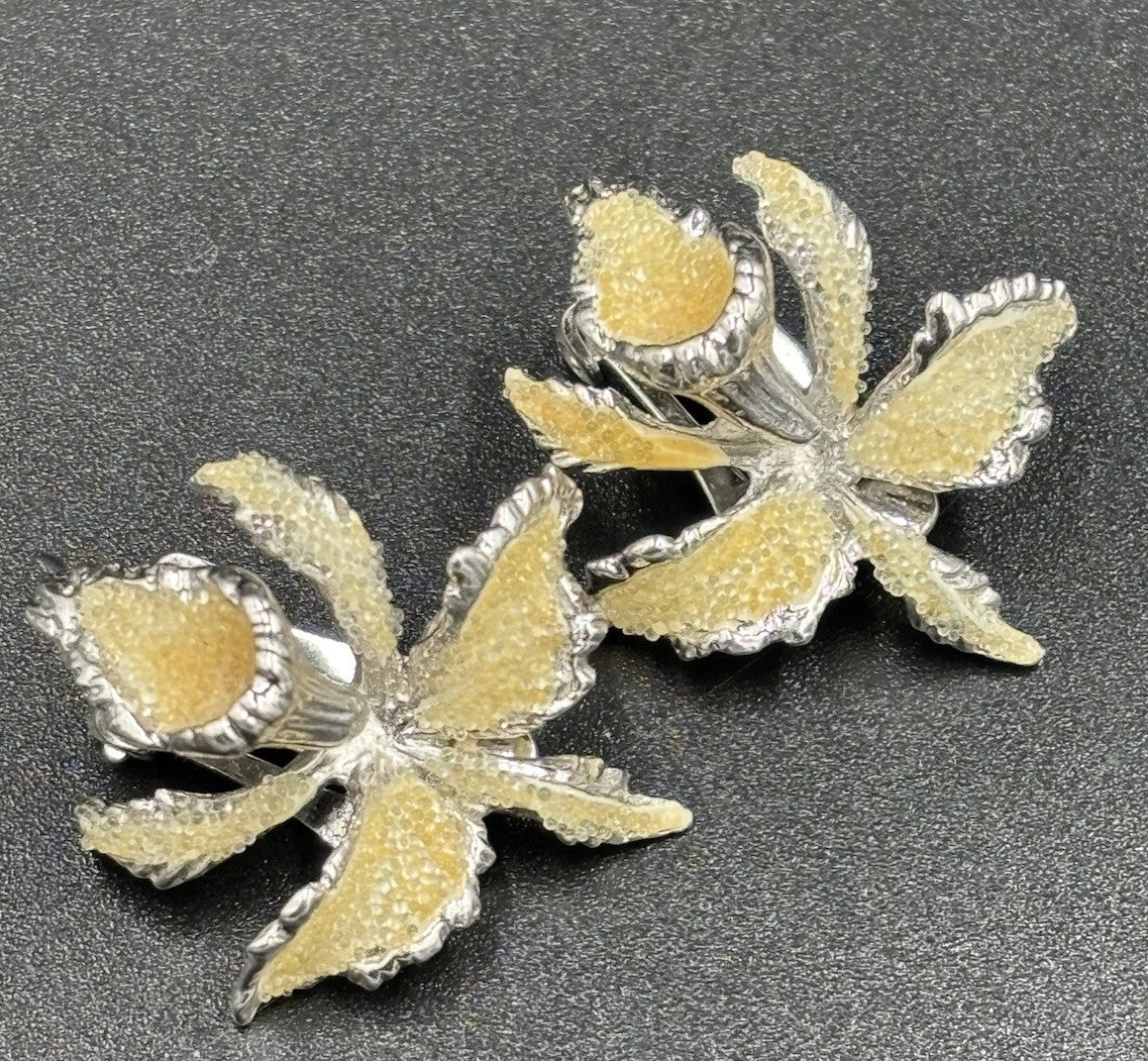 Vtg 1950's Elizabeth Reimer Arcansas Orchid Flower Brooch & Earring Clip On Set