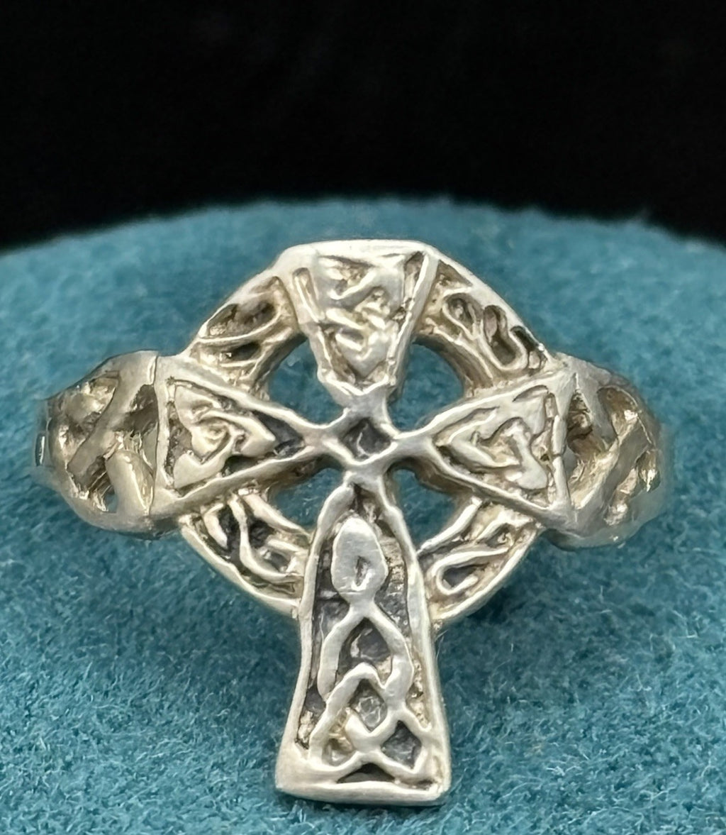 Vintage Sterling Silver Celtic Knot Cross Ring Medieval Style Size 7