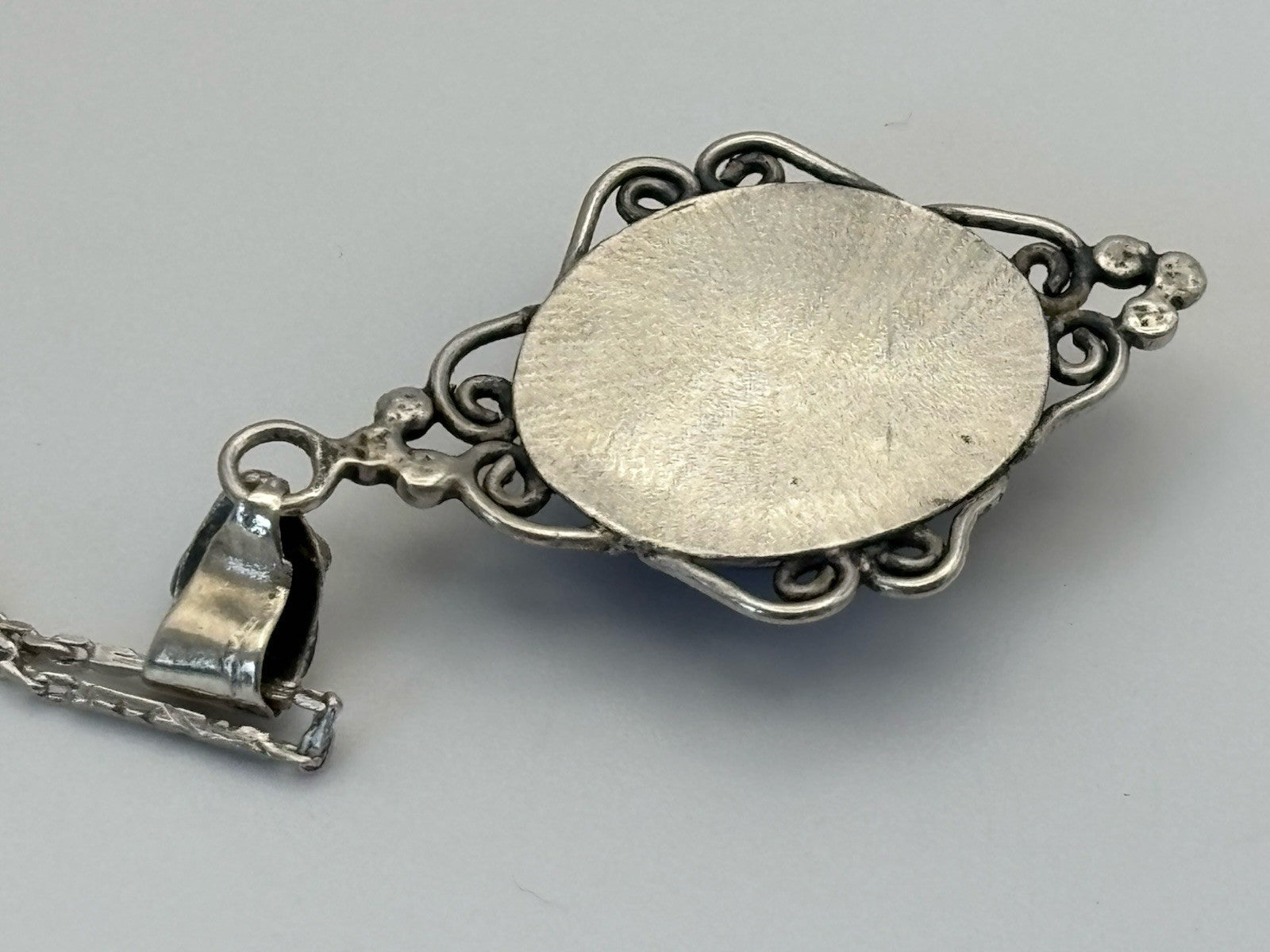 Vintage Sterling Silver Pendant Necklace Black Onyx Cabochon Ornate 28cm