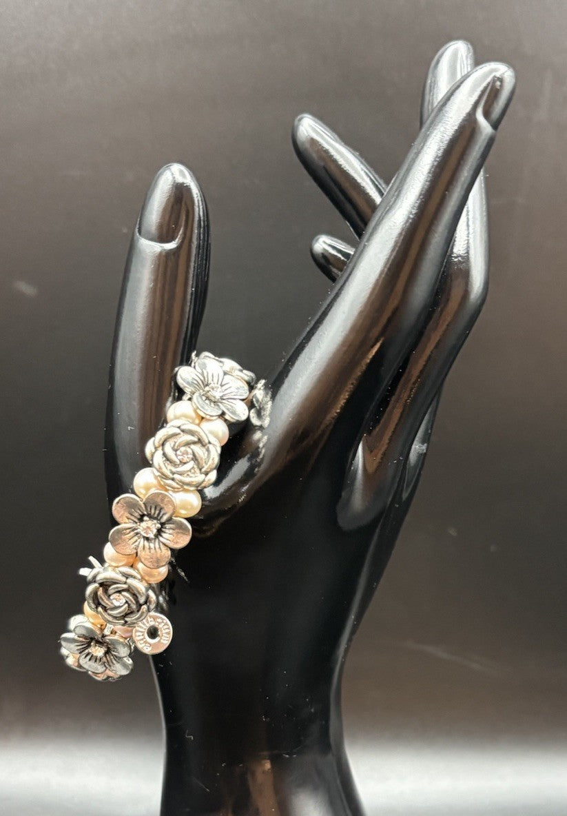 Equilibrium Genuine Freshwater Pearl Flower Bracelet Boxed Vintage Inspired