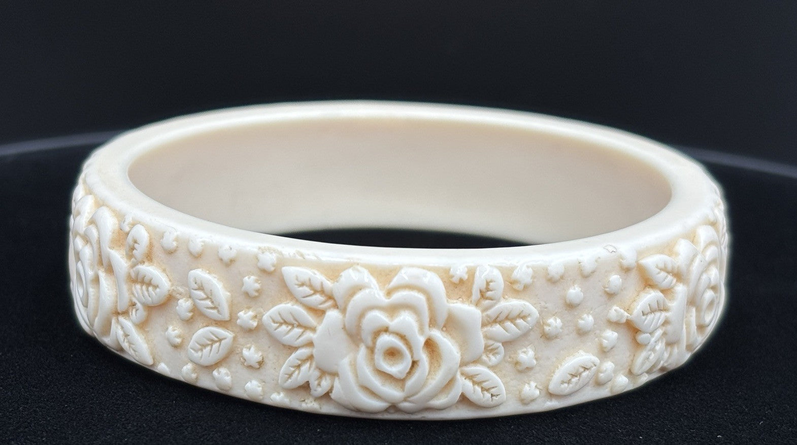 Vintage Carved Floral Cream Tone Bangle Early Plastic Celluloid Era