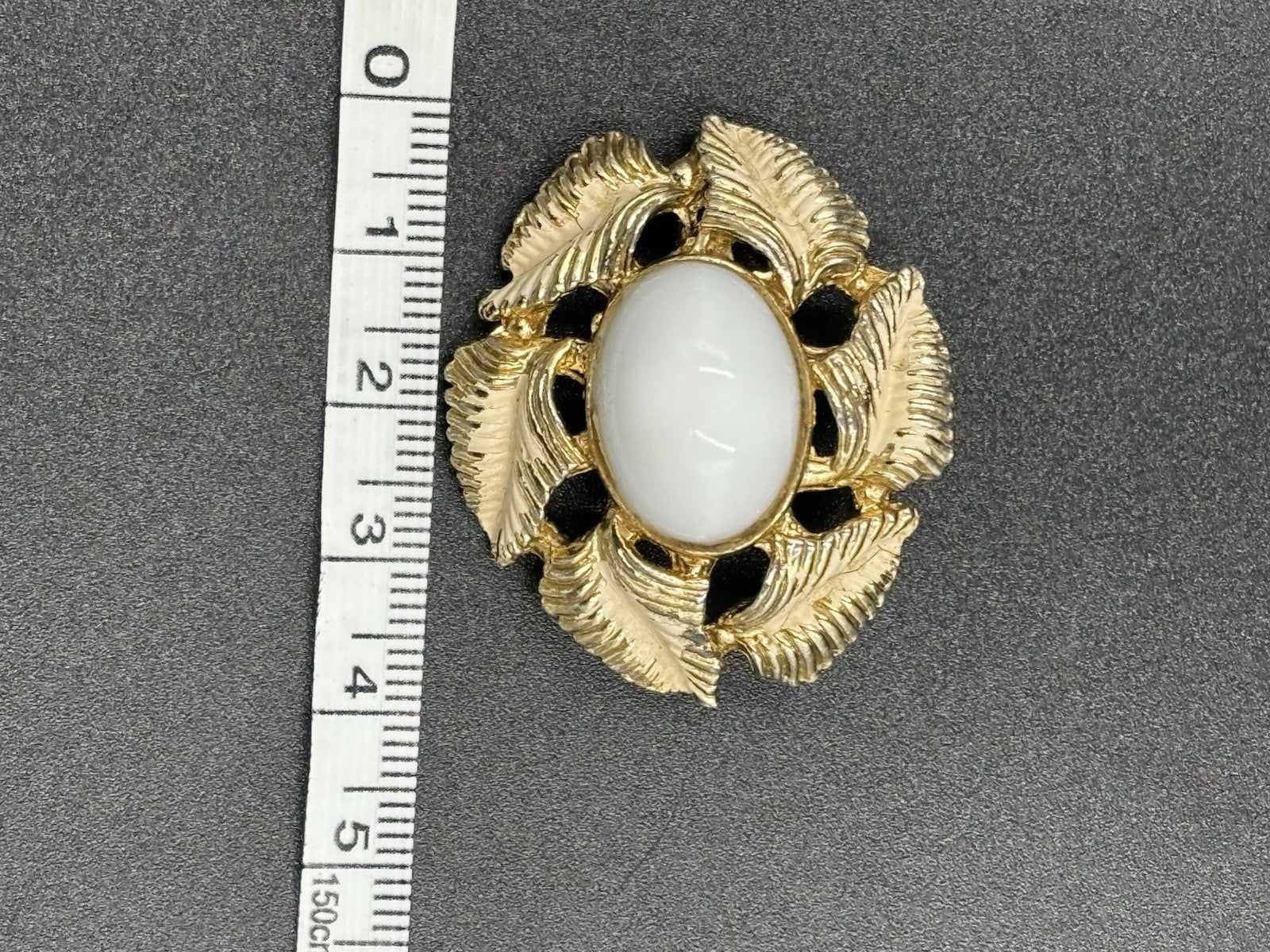 Vintage Aurora Regd Signed Oval Milk White Gold Plated Leaf Brooch Pendant