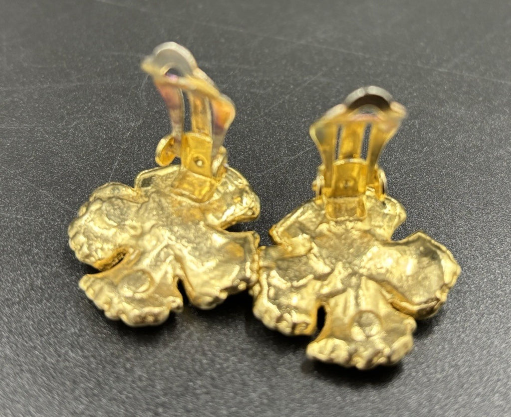 Vintage 80s Pink Enamel Flower Clip-On Earrings – Gold-Tone