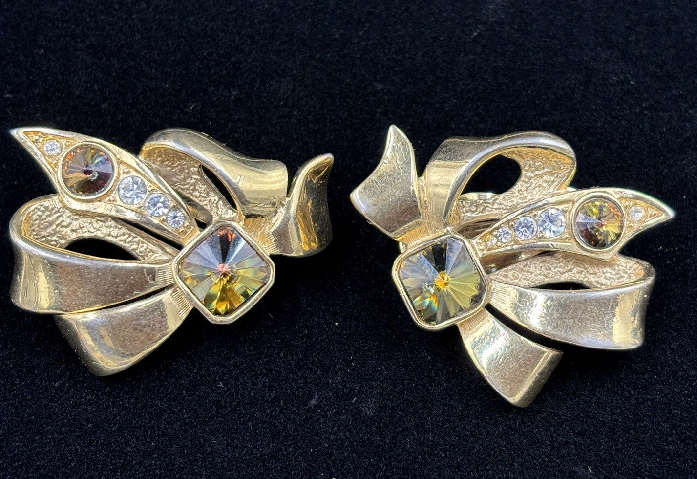 Vintage Bergdorf Goodman Statement Gold Plated Clip on Earrings