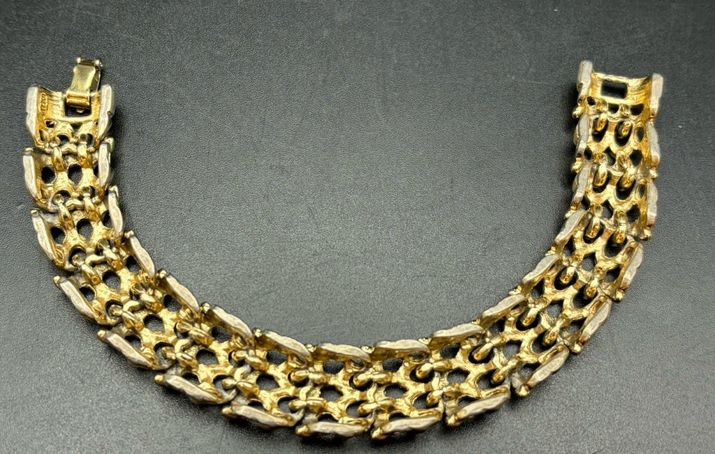 Vintage Oscar de la Renta Wide Bracelet Gold Tone Chain Link Couture 19cm