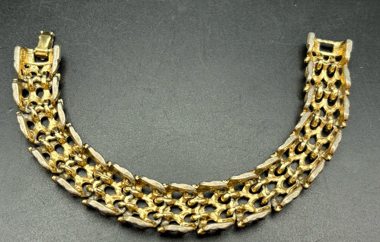 Vintage Oscar de la Renta Wide Bracelet Gold Tone Chain Link Couture 19cm