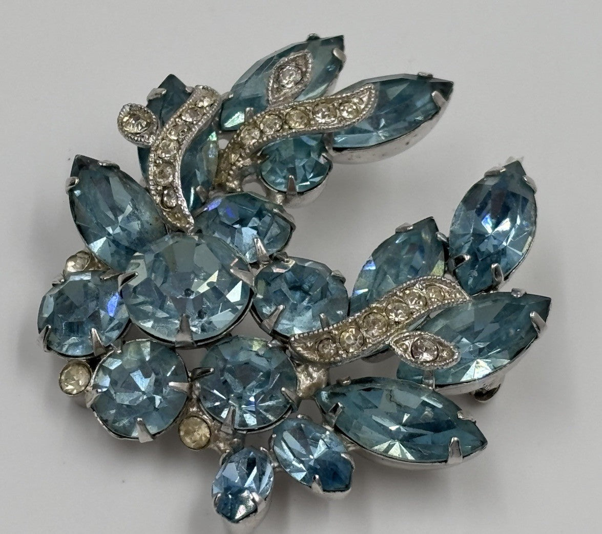 Vintage Signed Eisenberg Ice Rhodium Plated Blue Rhinestone Leaf Spray Brooch