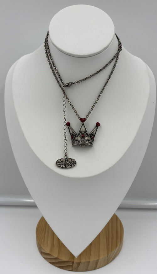 Disney sterling silver Queen of Hearts crown necklace Alice in Wonderland collector