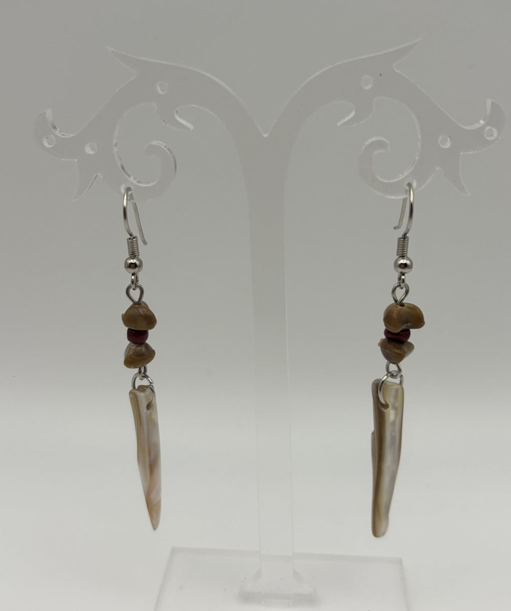 Vintage Tribal Shell Necklace Earrings Set Mother of Pearl Beads Boho Jewelry