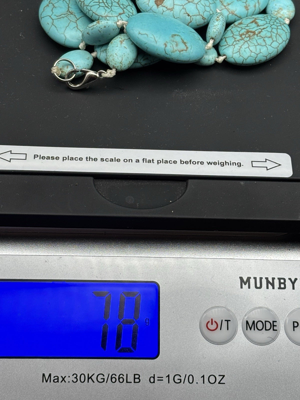 Vintage Turquoise Howlite Bead Necklace Knotted Statement Graduated 54.5cm