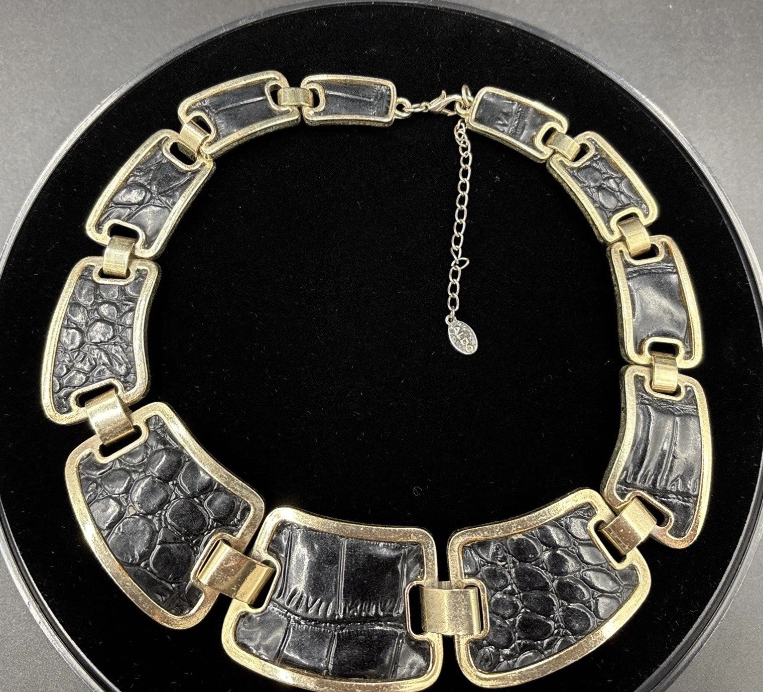 Vtg Aldo Statement Necklace Collar Faux Crocodile Print. Gold Tone