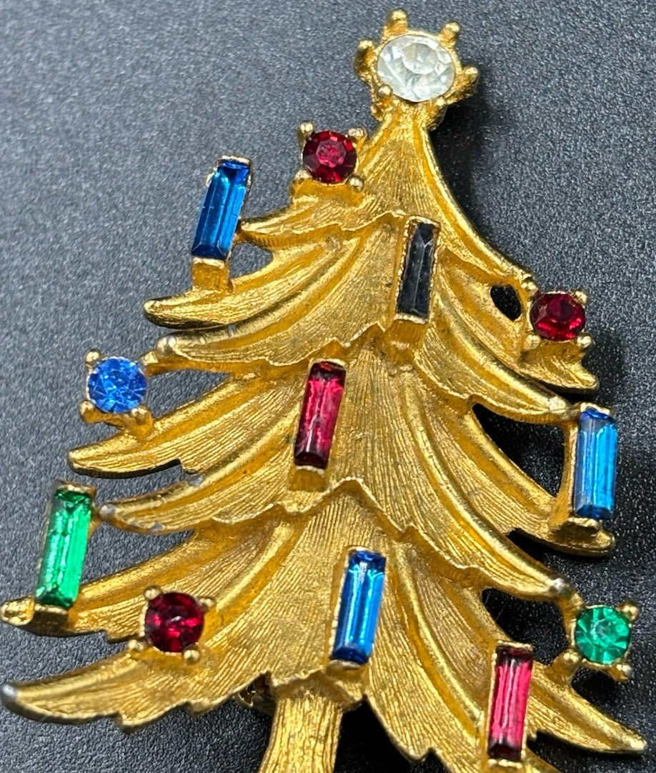 Vtg Gold Tone Christmas Tree Holiday Brooch  Pin Rhinestones Signed Mamselle