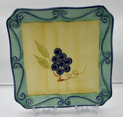 Grape cluster painting detail on 30cm platter