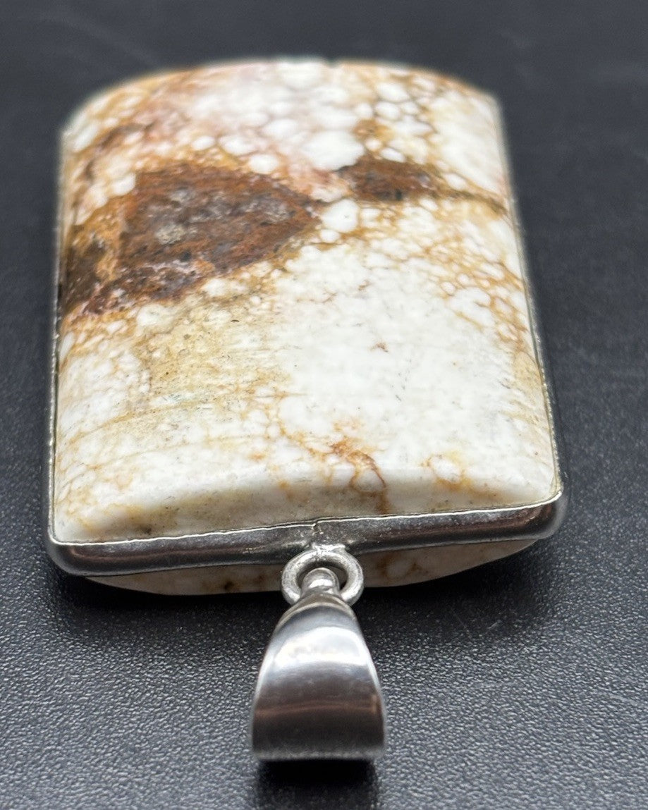 Vintage Wild Horse Magnesite Style Natural Stone Pendant Silver Tone Boho