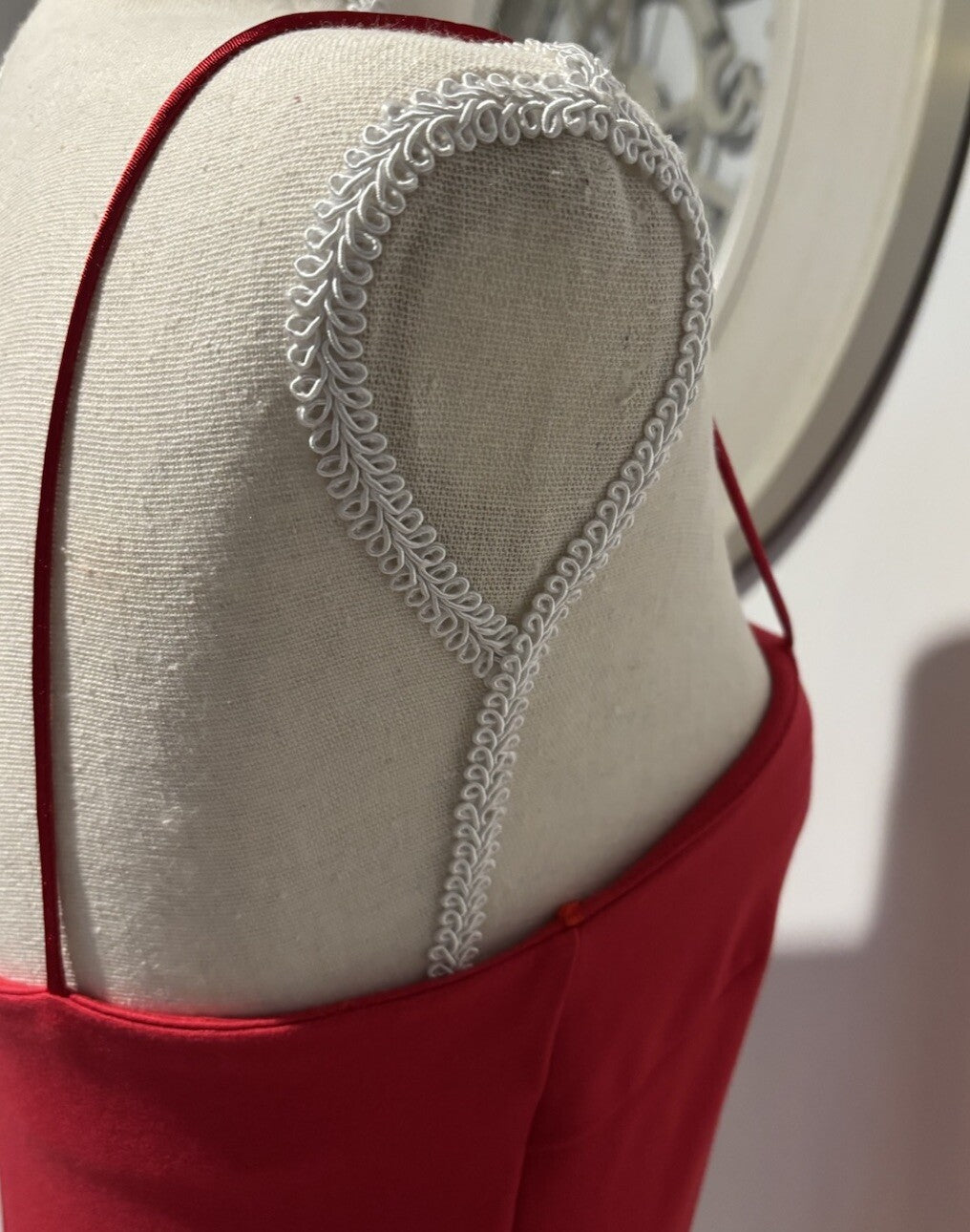 Whyte Valentyne Red Formal Dress Size 8 Evening Cocktail Party