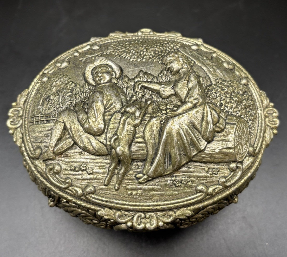 Vintage Ornate Trinket Box Romantic Couple Scene Jewellery Casket Velvet