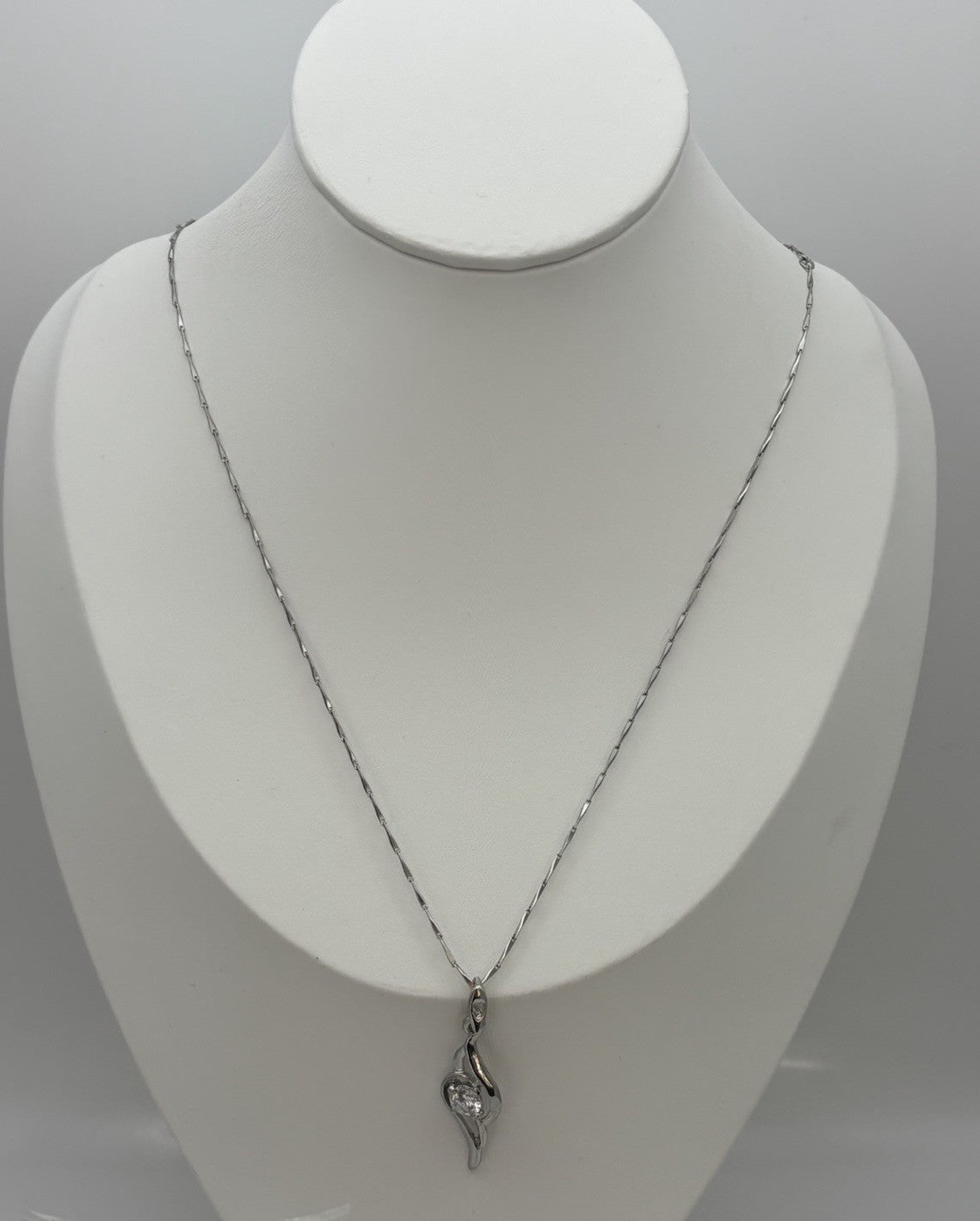 18K GF White Gold Flame Pendant Necklace Earrings Set Sparkling CZ Jewelry