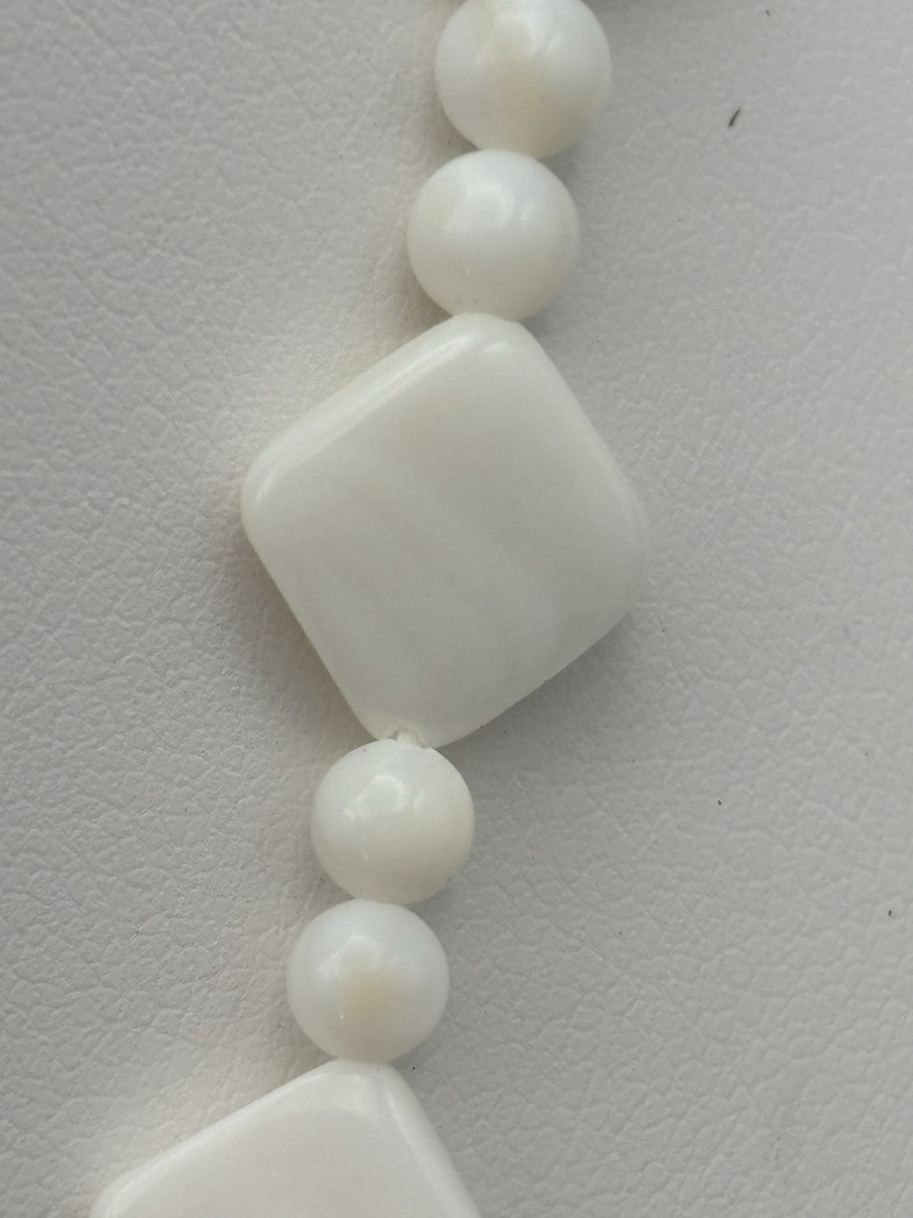 Vintage Tribal Shell Necklace Earrings Set Mother of Pearl Beads Boho Jewelry
