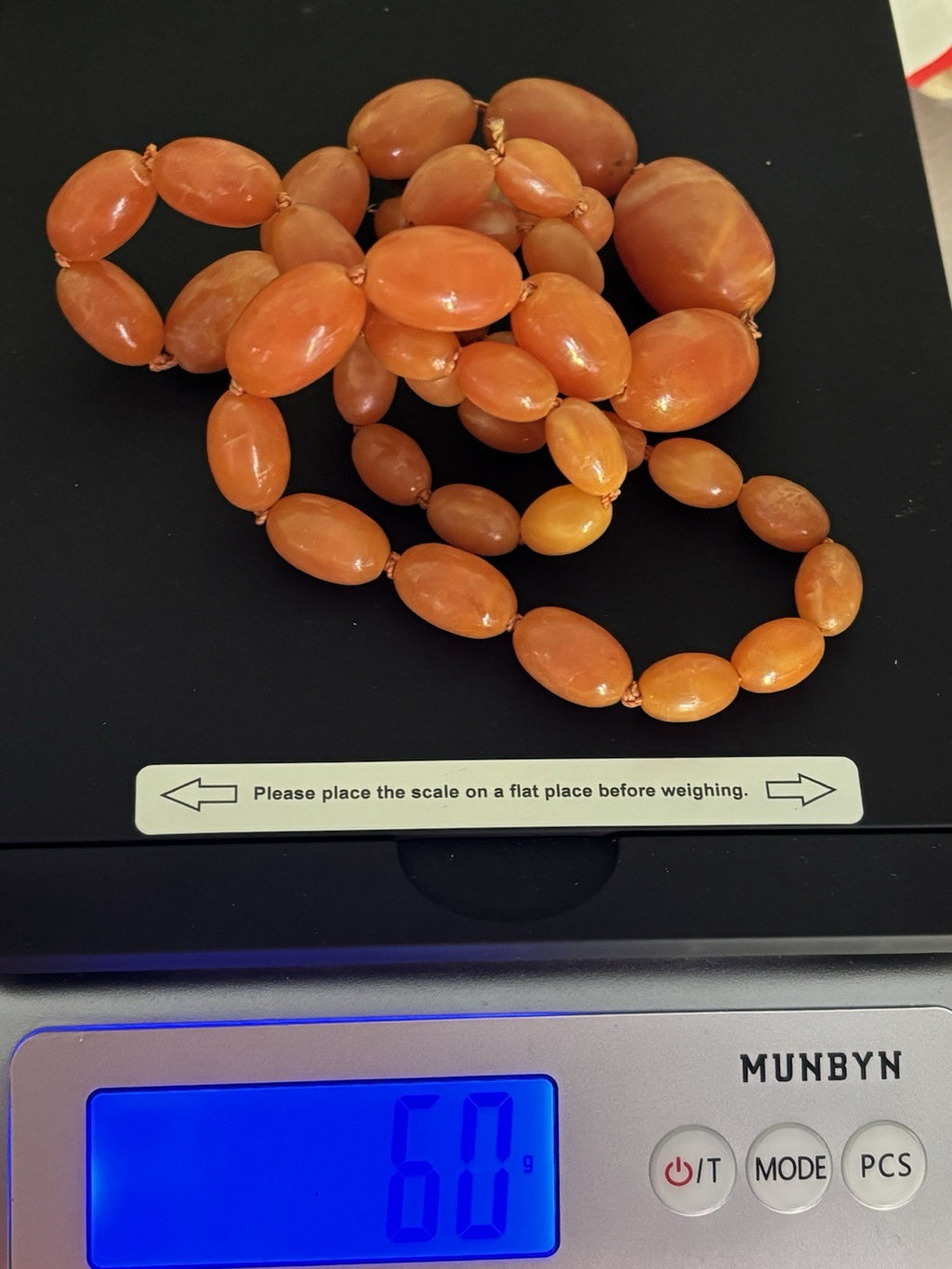 Antique 1930s Art Deco Marbled Phenolic Amber Look Graduated Necklace