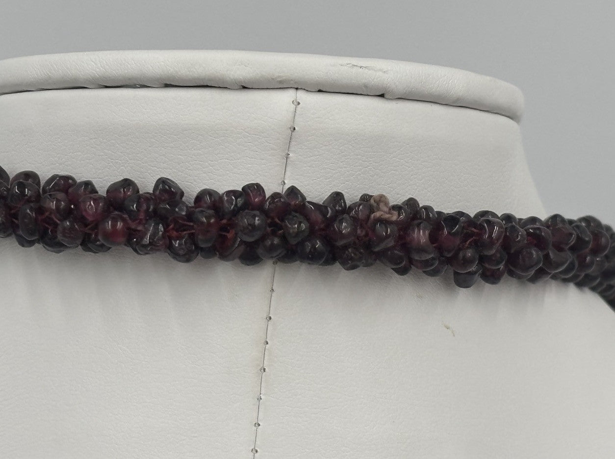 Vintage Woven Natural Garnet Necklace 81g Deep Red Chip Bead Long Strand
