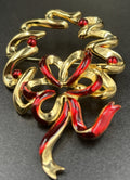 Vintage Unique Krementz Enamel Gold Tone Holiday Wreath Brooch Unsigned