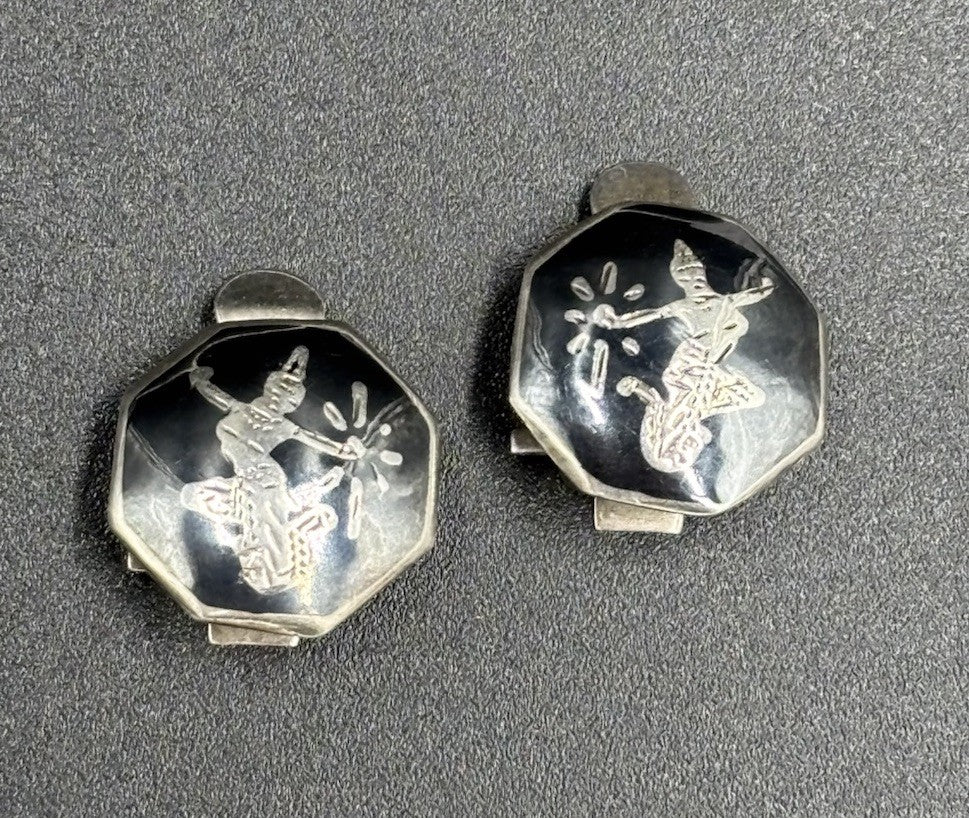 Vintage Siam Sterling Silver Clip Earrings Blackened Figural Motif