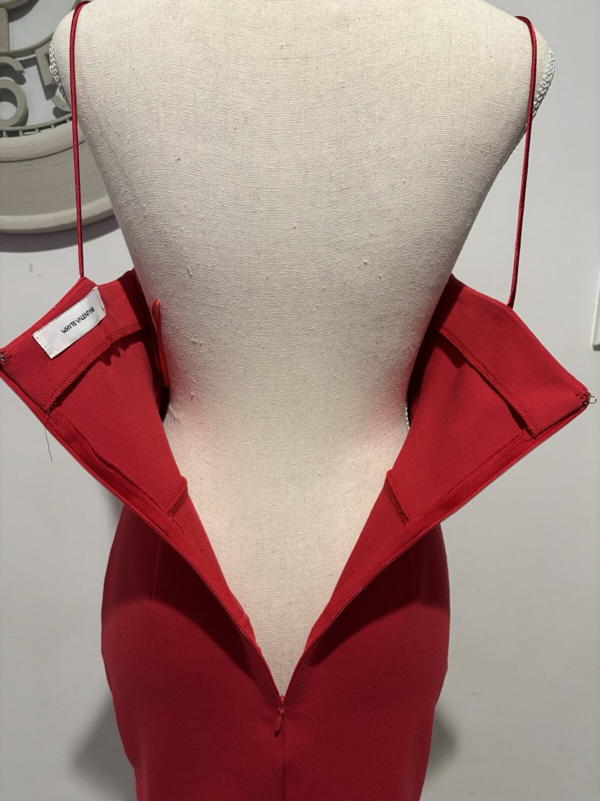 Whyte Valentyne Red Formal Dress Size 8 Evening Cocktail Party