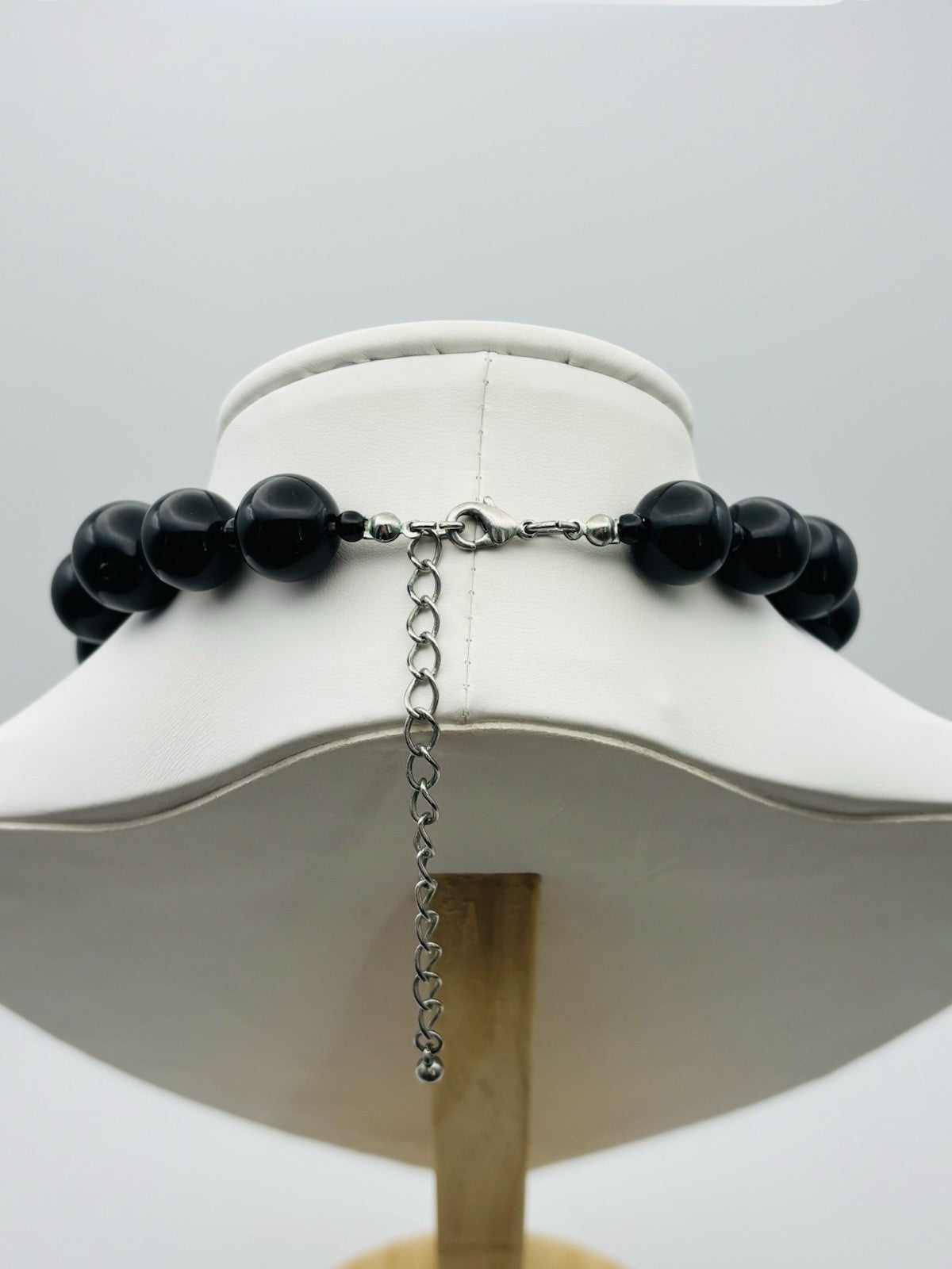 Vintage Black Chunky Bead Necklace Bold Statement Retro 90s Fashion Jewelry