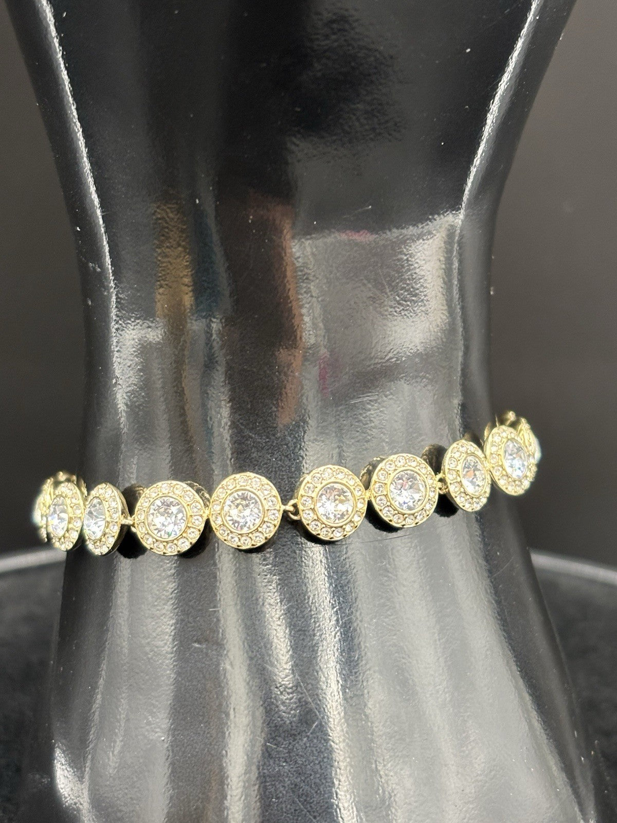 Swarovski Gold Tone Crystal Tennis Bracelet Pavé Halo Signed Vintage 17cm