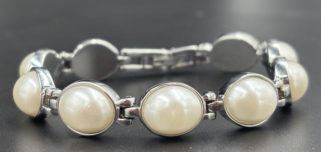 Vintage Elite Faux Pearl Silver Tone Bracelet